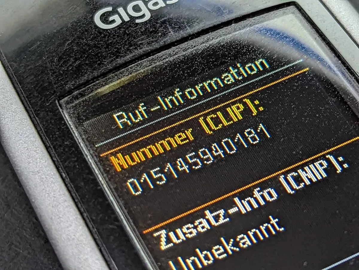 Anruf der Mobilfunknummer 0151 45940181 auf dem Telefon